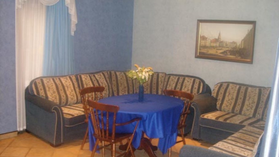 Гостиница четыре короны в Дмитрове