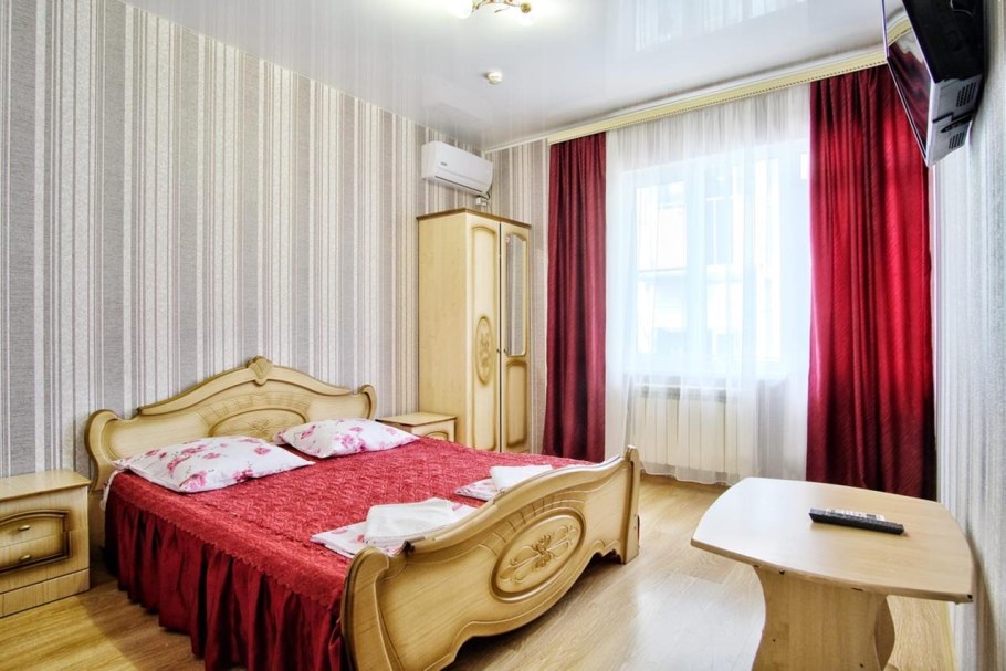 Корона 2* Адлер, Сочи