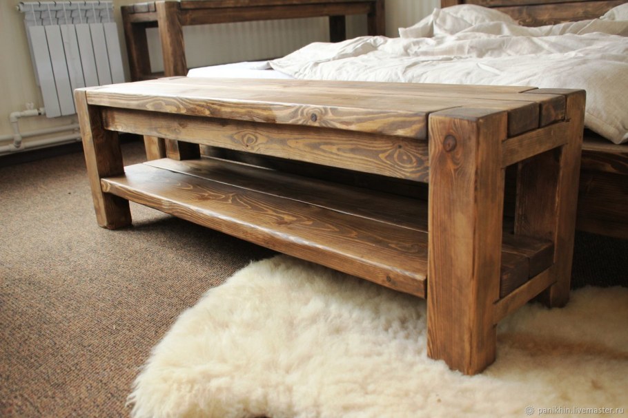 Скамейка из массива дерева