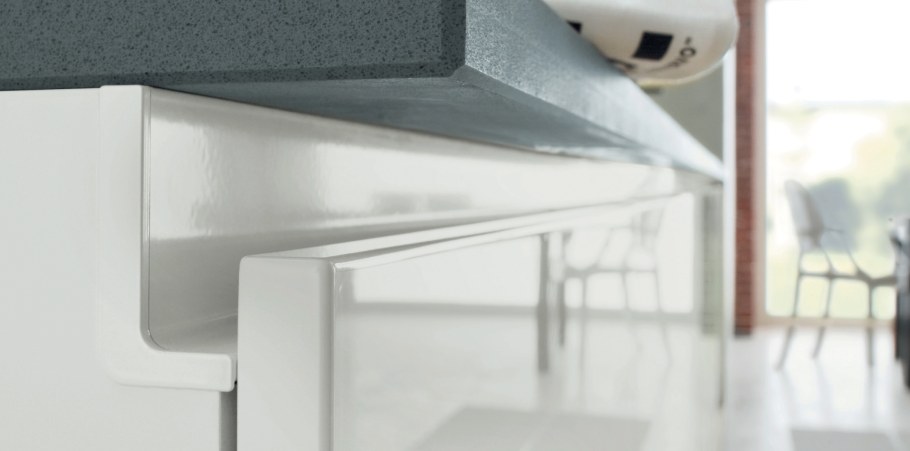 Профиль gola Firmax l-образный для нижних баз l=4200mm, алюминий черный