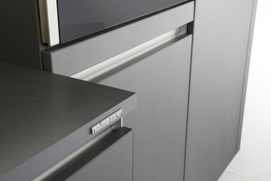 Ручка профиль Шуко черная