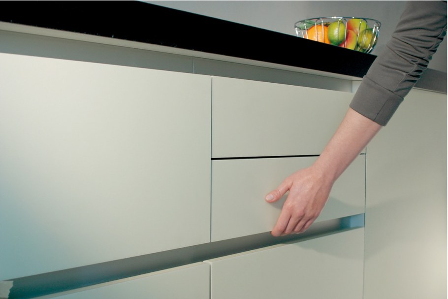 Ручка профиль Schuco 901014