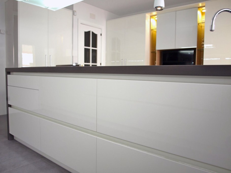 Профиль ручка gola золото Schuco