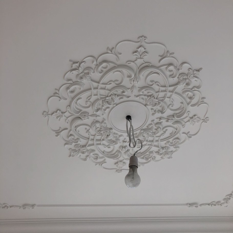 Розетка потолочная РПУ ухл4