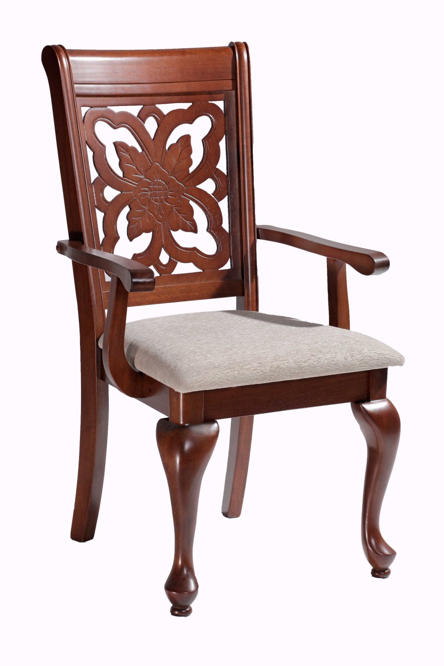 Стул с подлокотниками деревянный