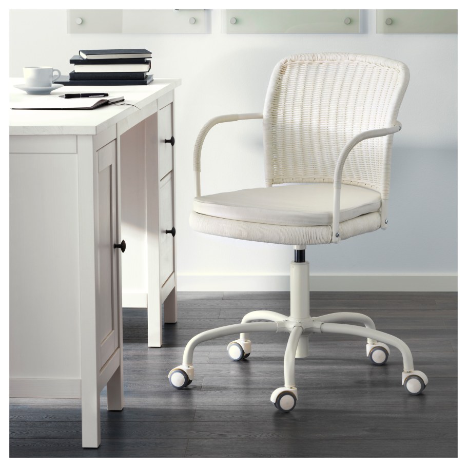 Кресло Грегор икеа