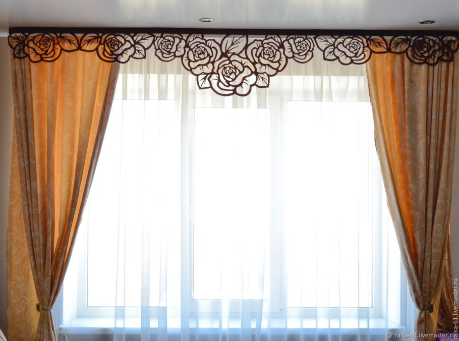 Шторы с ажурным ламбрекеном