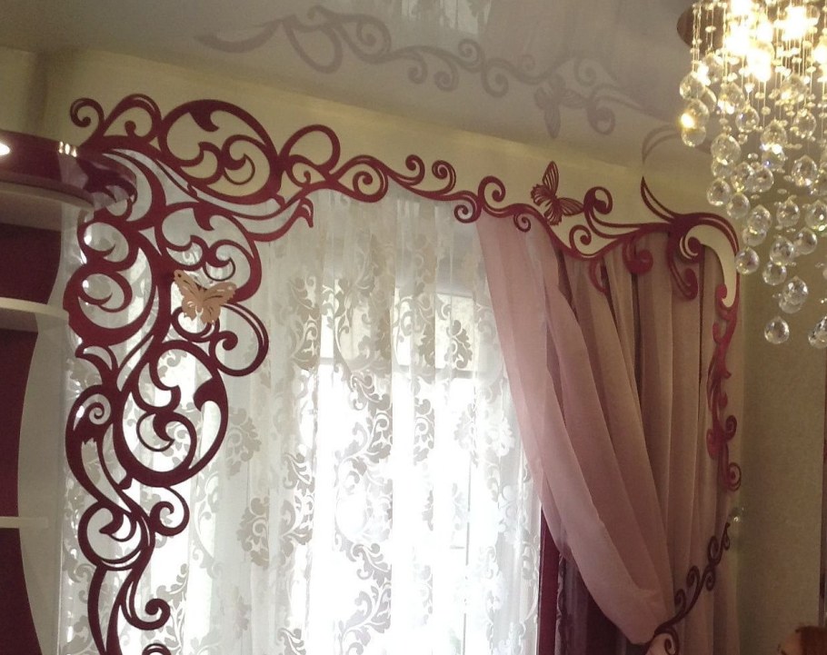 Ажур ламбрекен