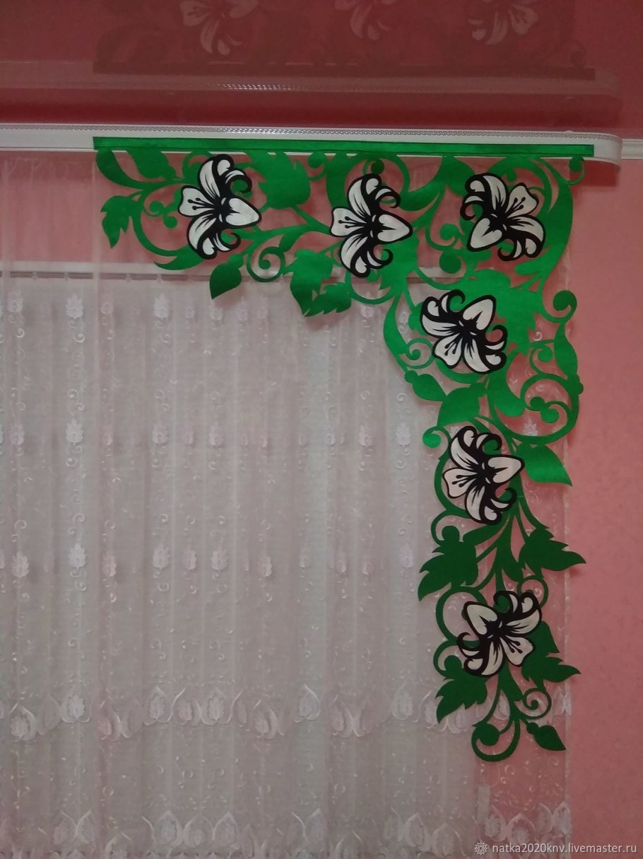 Резной ламбрекен