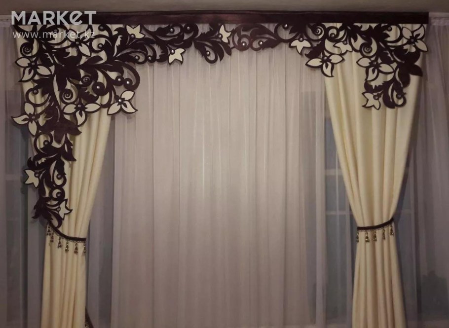 Асимметричный ажурный ламбрекен