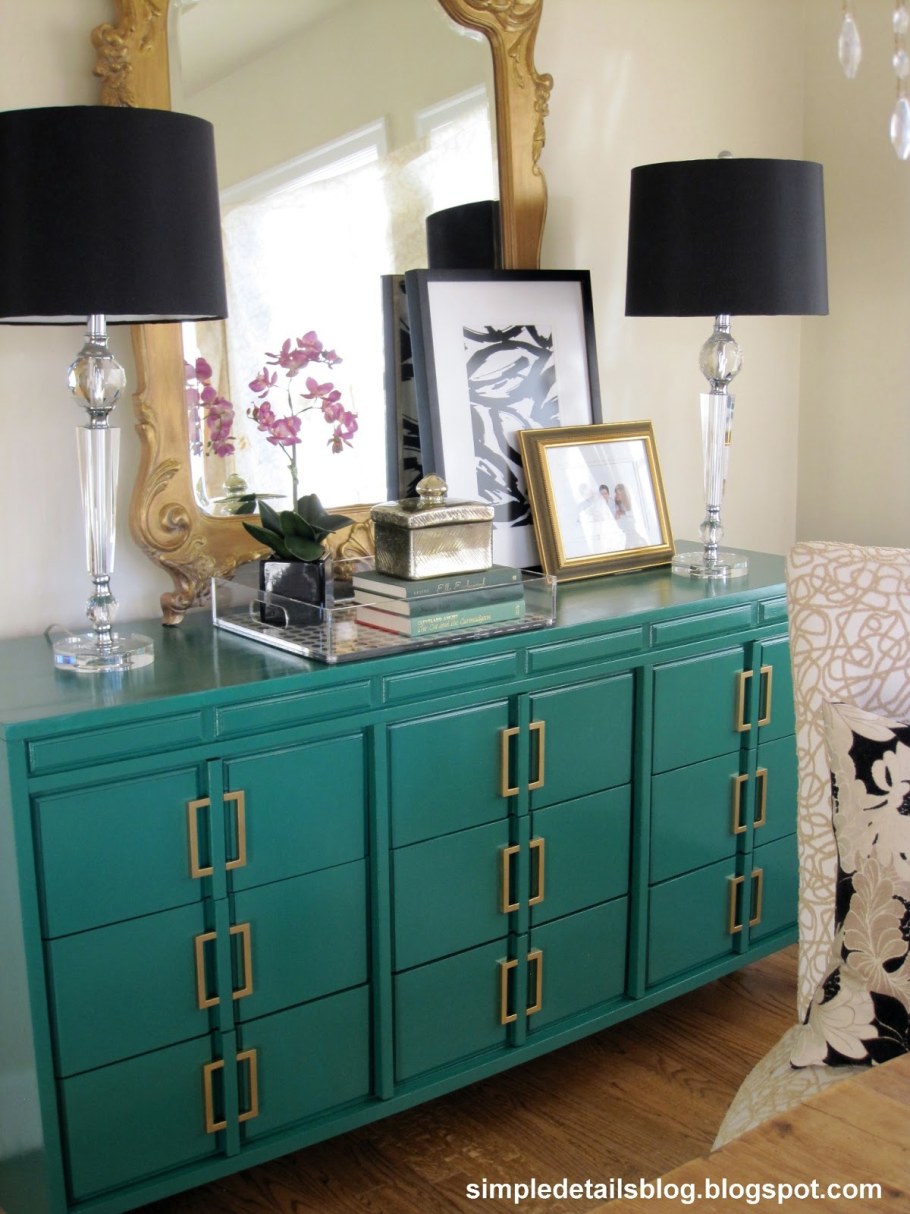 Декор для изумрудного комода