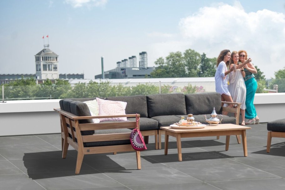 Лаунж диван для террасы