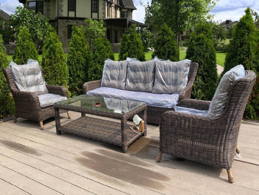 Лаунж зона на веранде