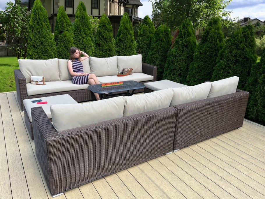 Диванчик или лежанка для террасы