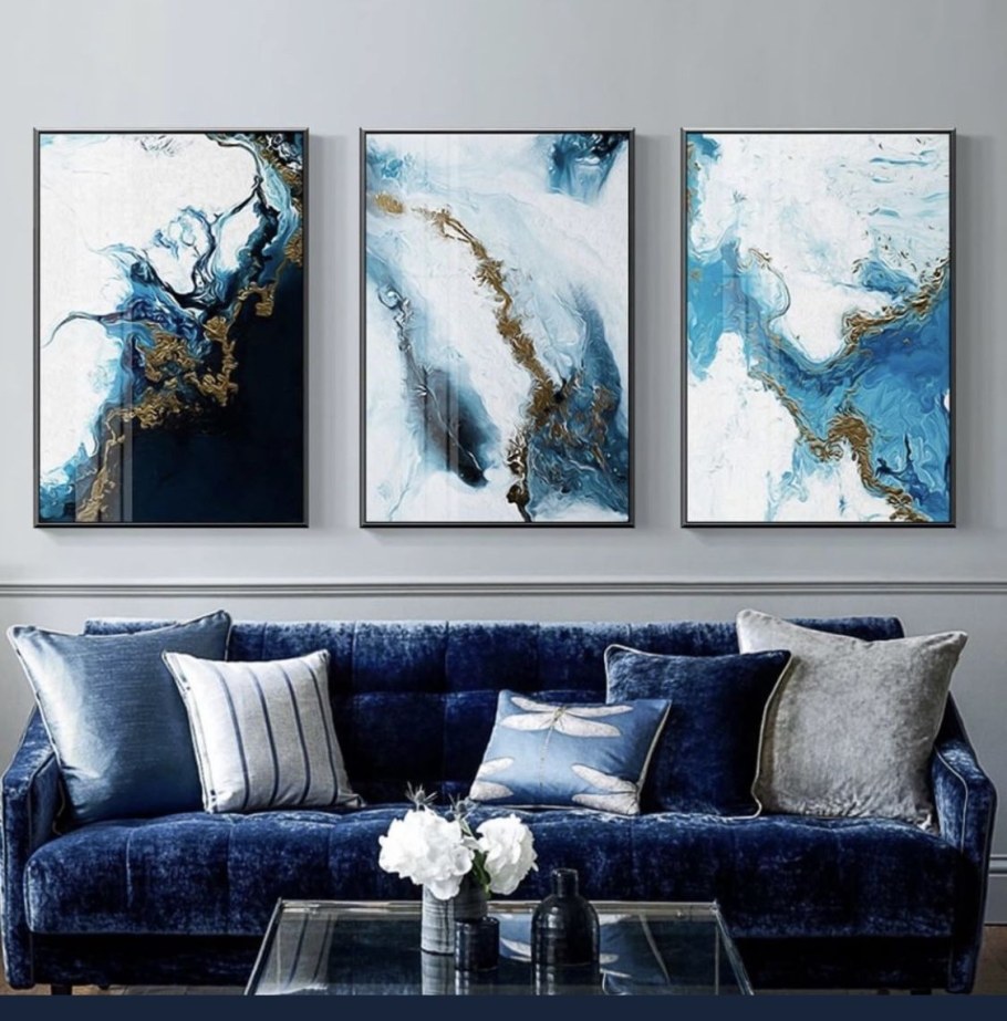 Картина в синих тонах