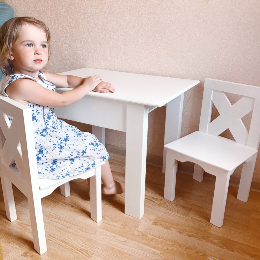 Гарнитур детской мебели стол стул