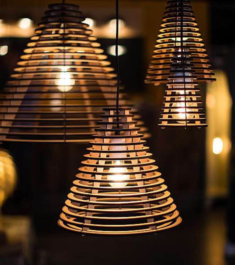 Деревянный абажур