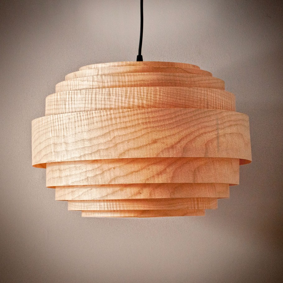 Деревянный абажур