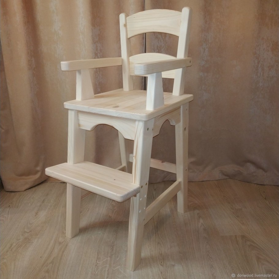 Высокий детский стул