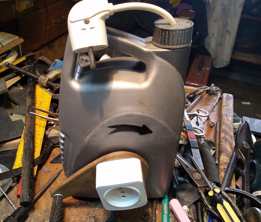 Самоделки из канистры