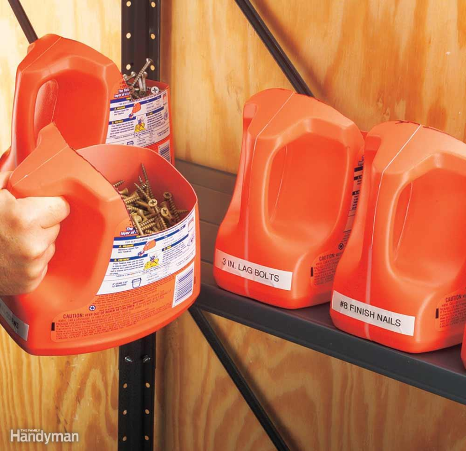 Хранение из пластиковых канистр