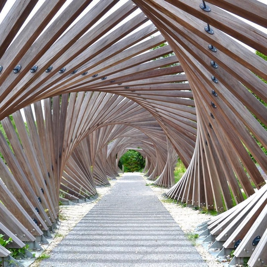 Пергола Параметрика