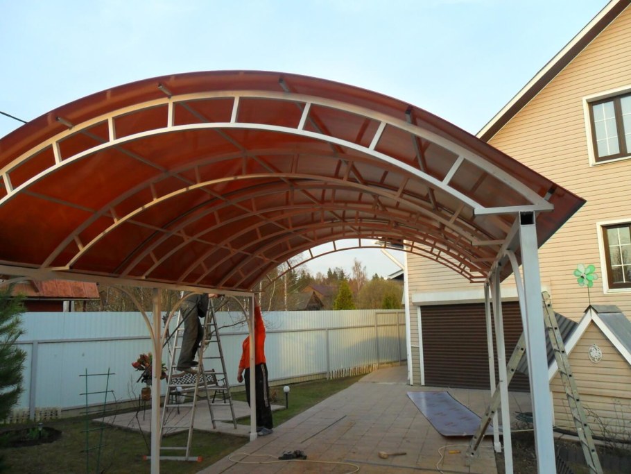 Арочный навес для автомобиля