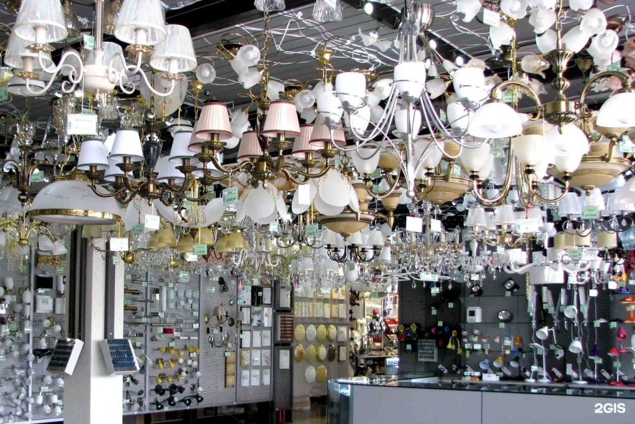 Магазин светильников и люстр