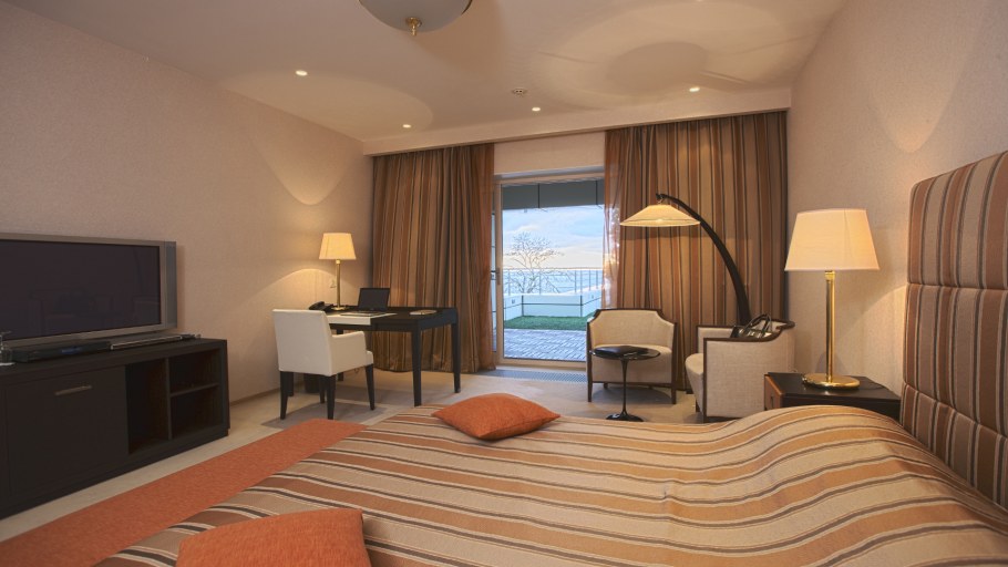 Отели в Геленджике парк отель Гелен