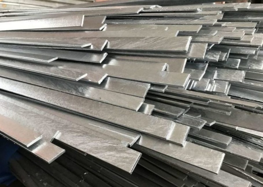 Полоса к-106ц, сечение 40х4 мм, оцинкованная