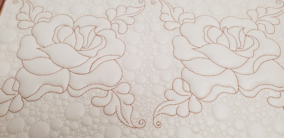 Трапунто с прорезной аппликацией