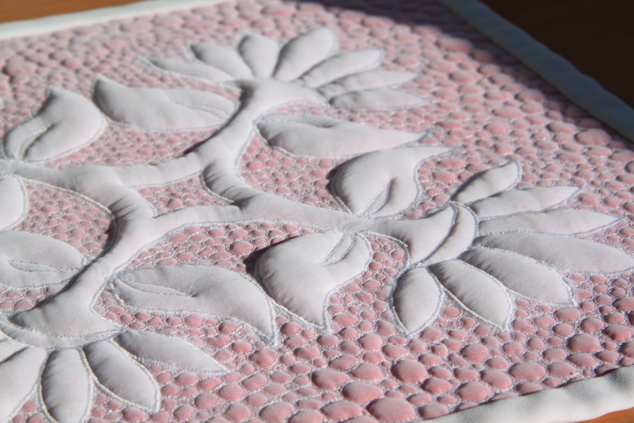 Шадоу трапунто на органзе