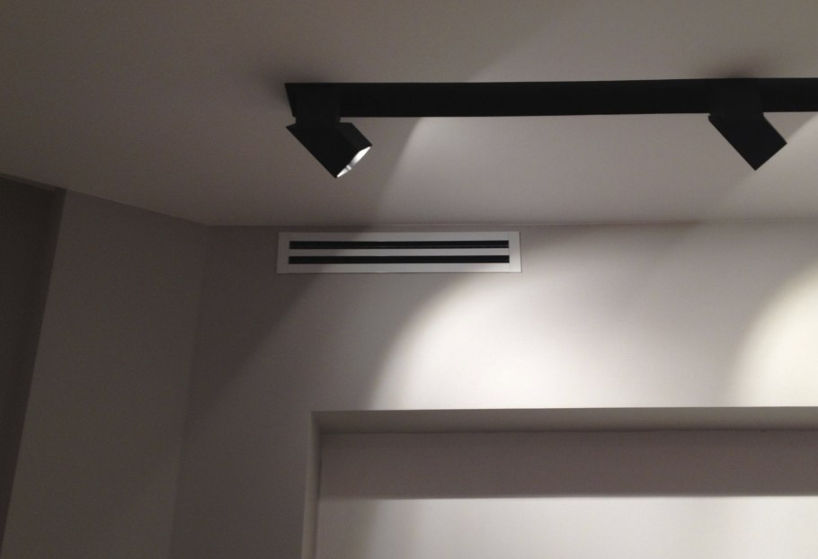 Щелевая решетка вентиляционная