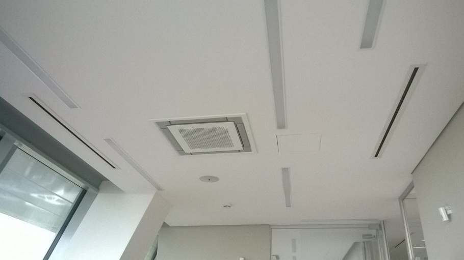 Щелевые решетки HELLA 2000х350