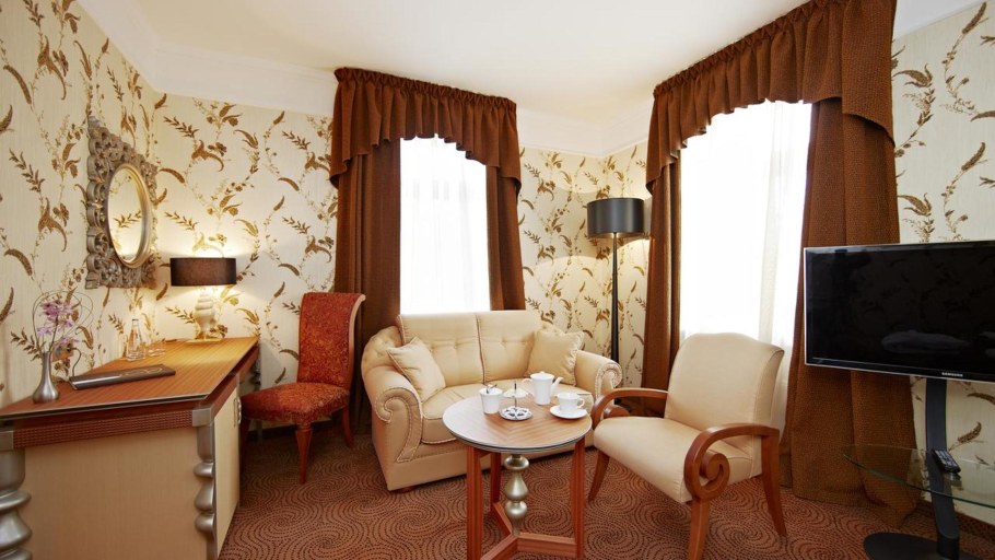 Двор Подзноева Псков