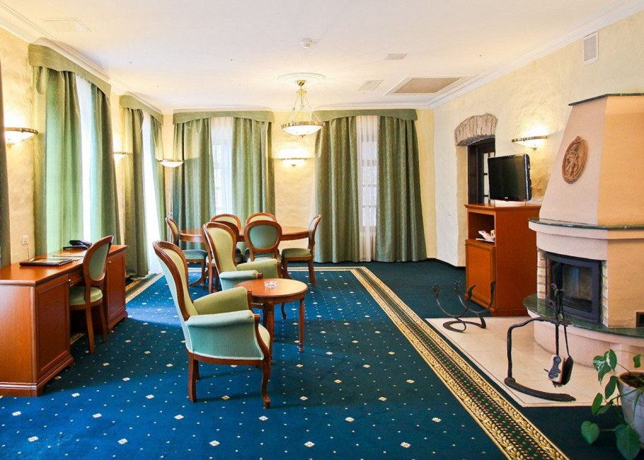 Отель Олд Эстейт Псков