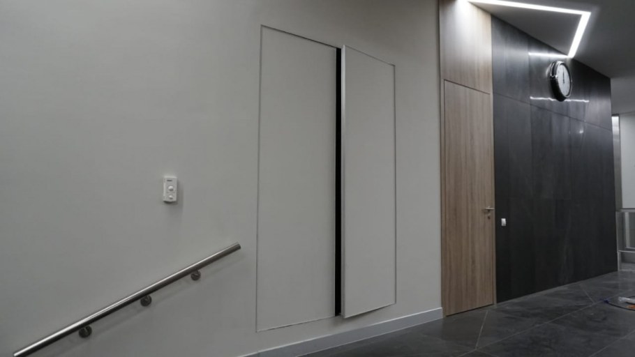 Люк-дверь "Техно" 900х1400(h)