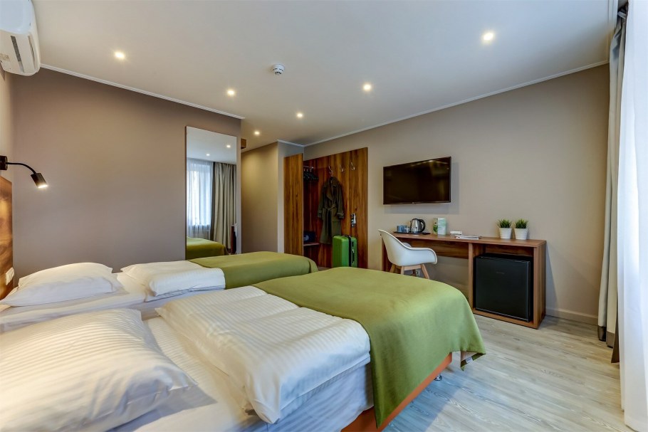 Гостиница Орбита проспект Непокоренных 4