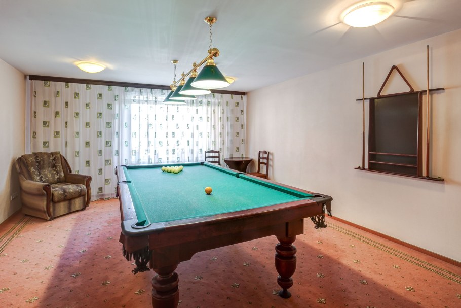 Бильярд в отель СПБ