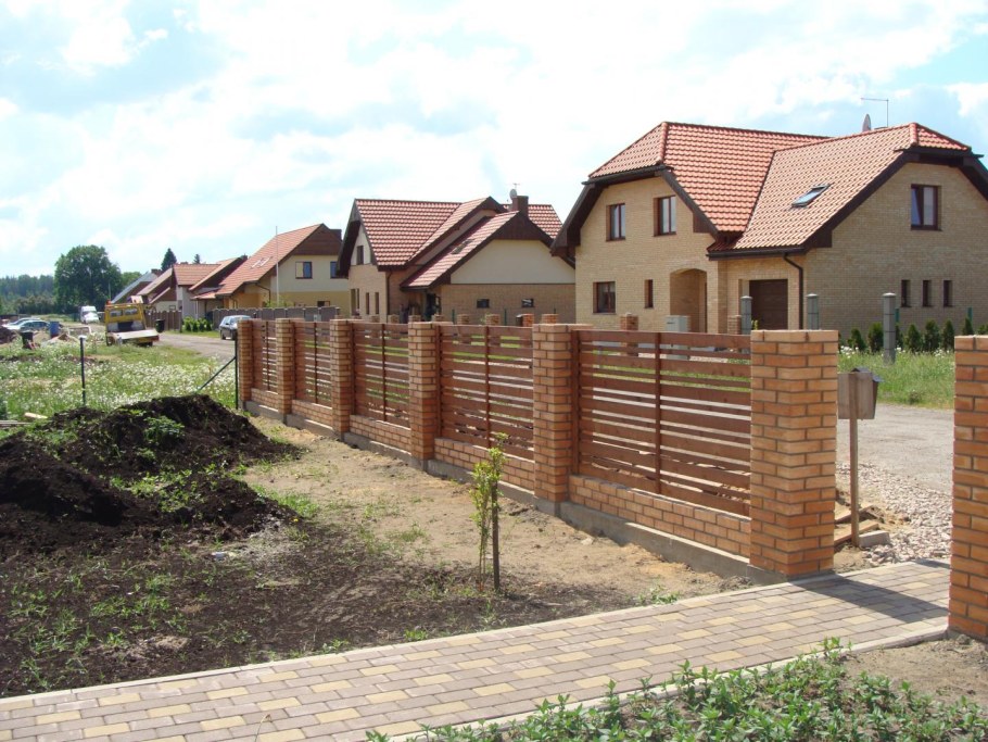 Красивые заборы на Рублевке