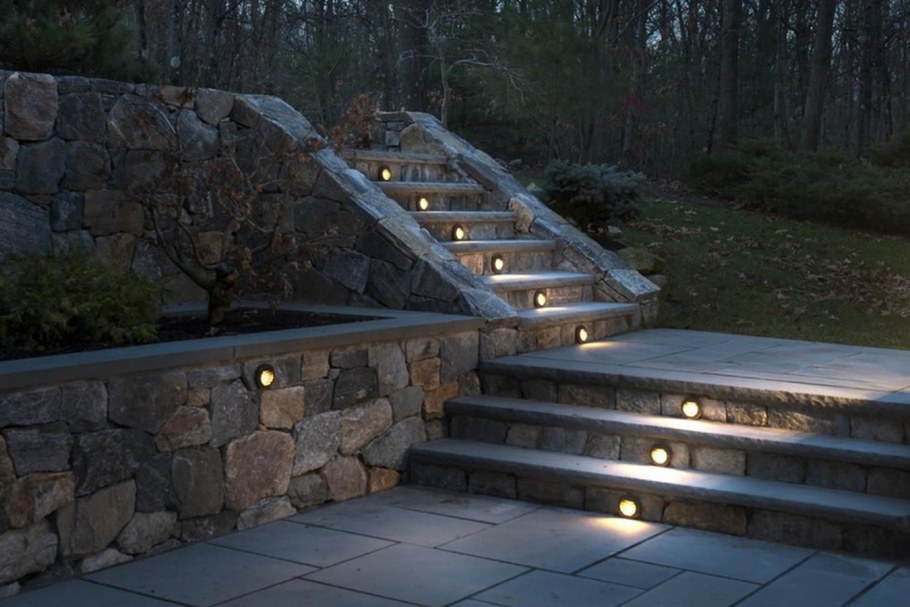 Подсветка подпорной стенки