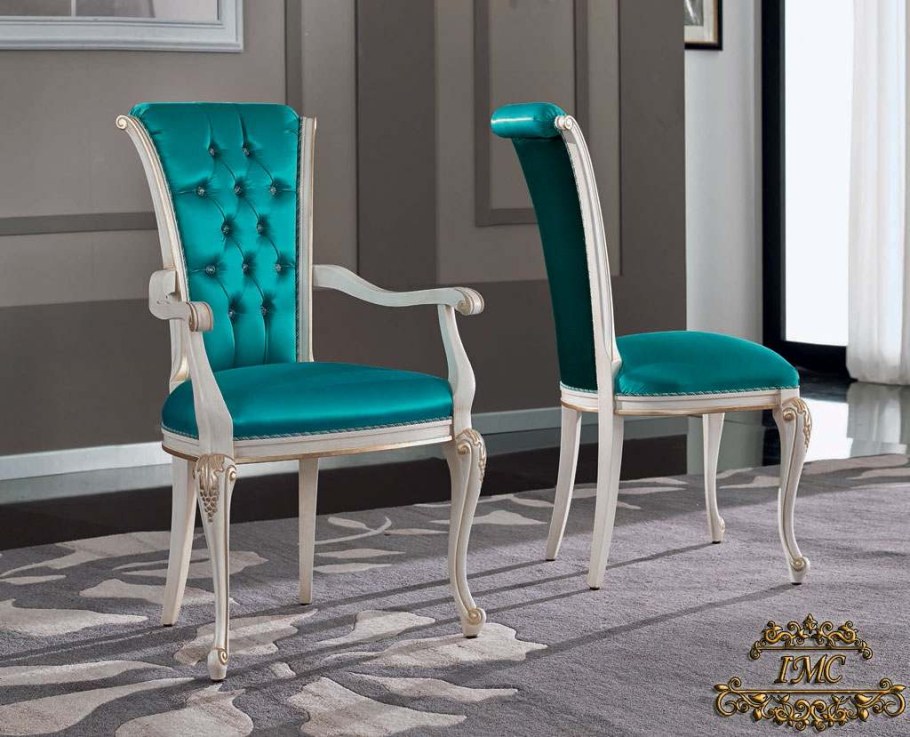 Итальянские мягкие стулья