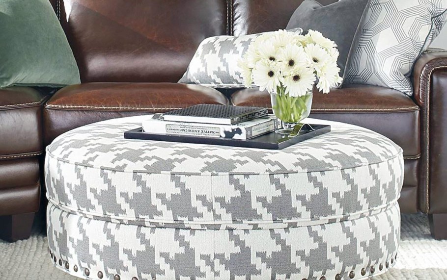 Пуф журнальный столик