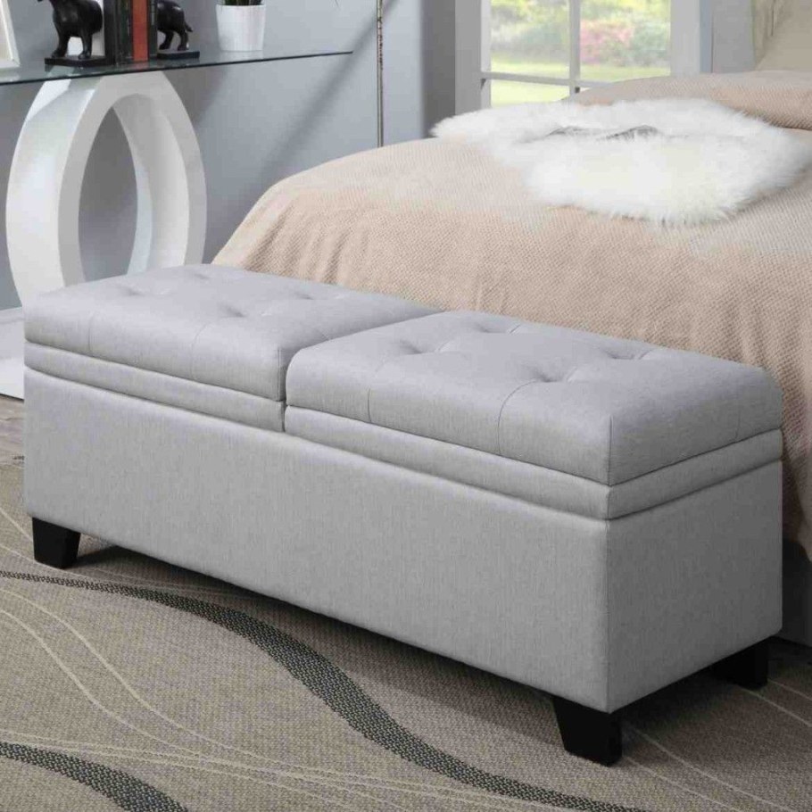 Банкетка в спальню