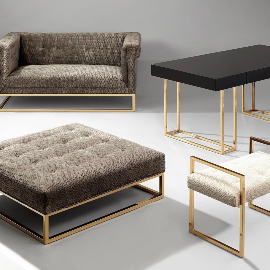 Банкетка в современном стиле