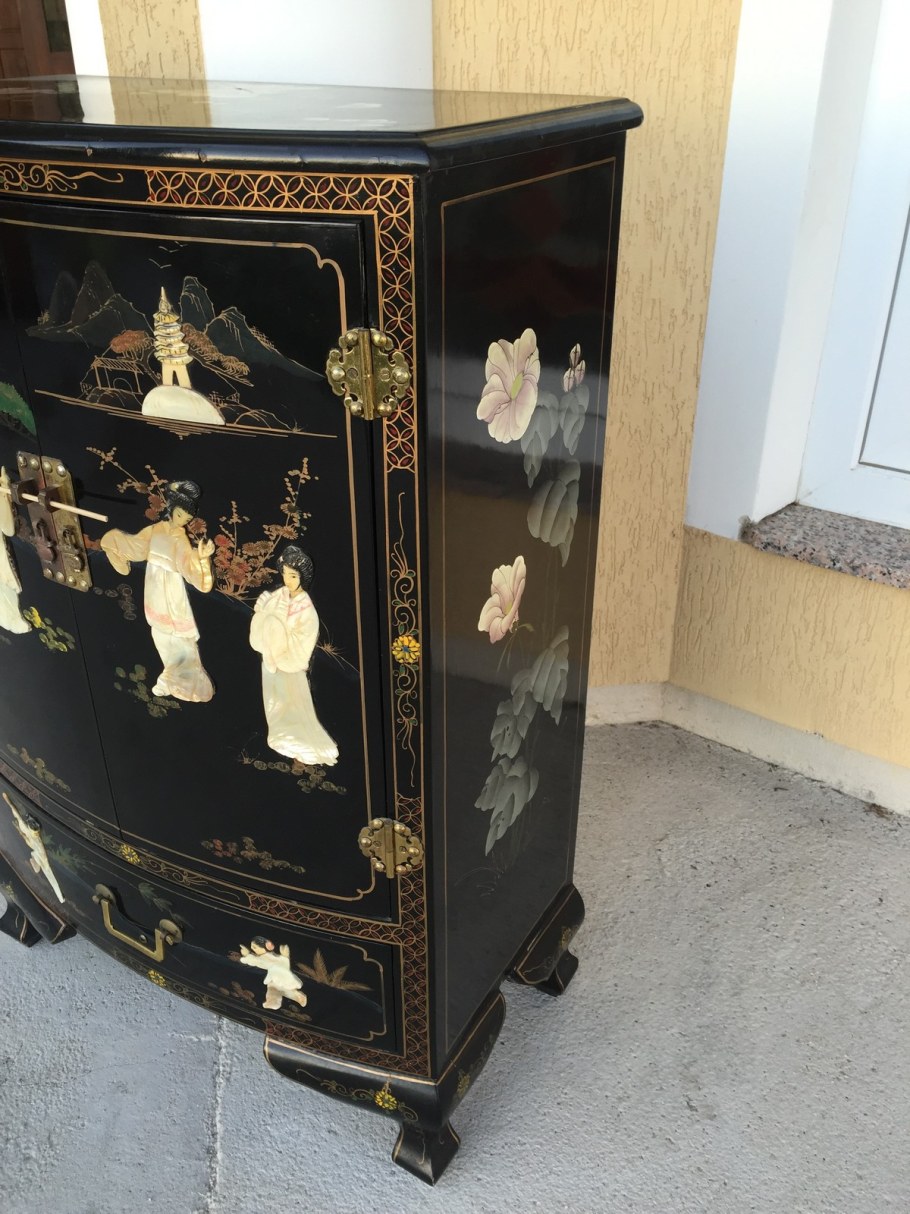 Китайские тумбочки