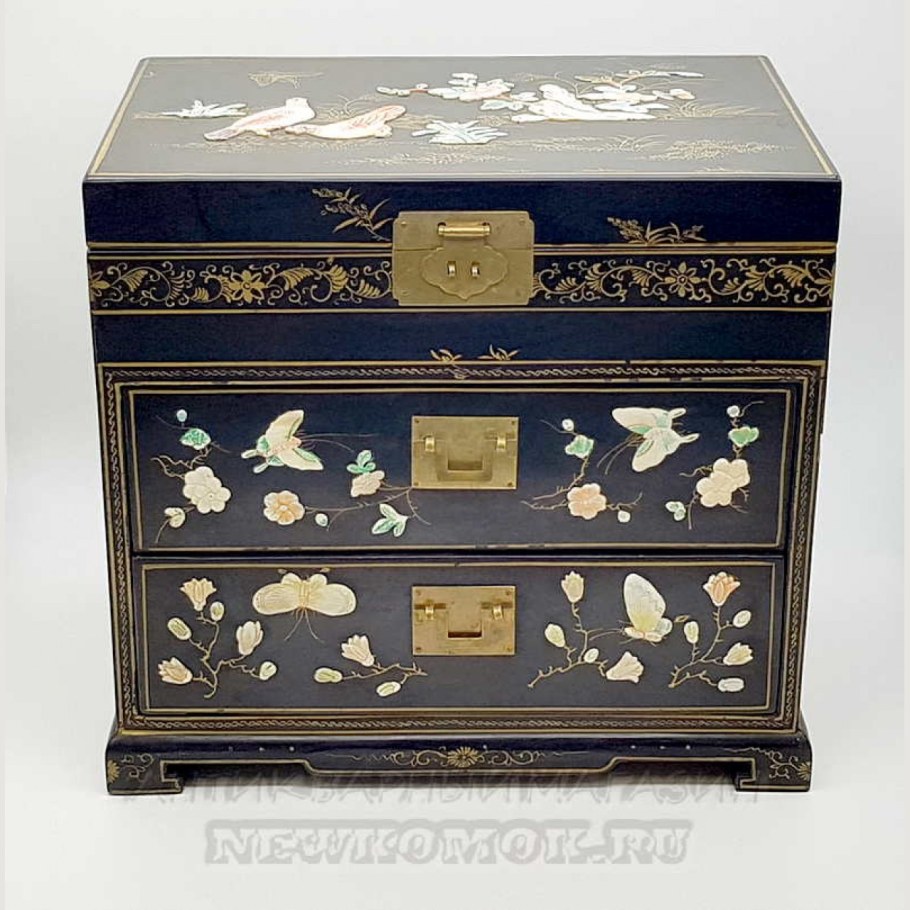 Антикварный настольный комод