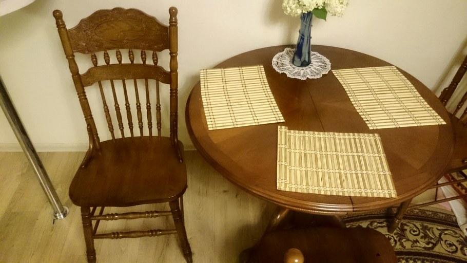 Деревянный витражный стул обеденный