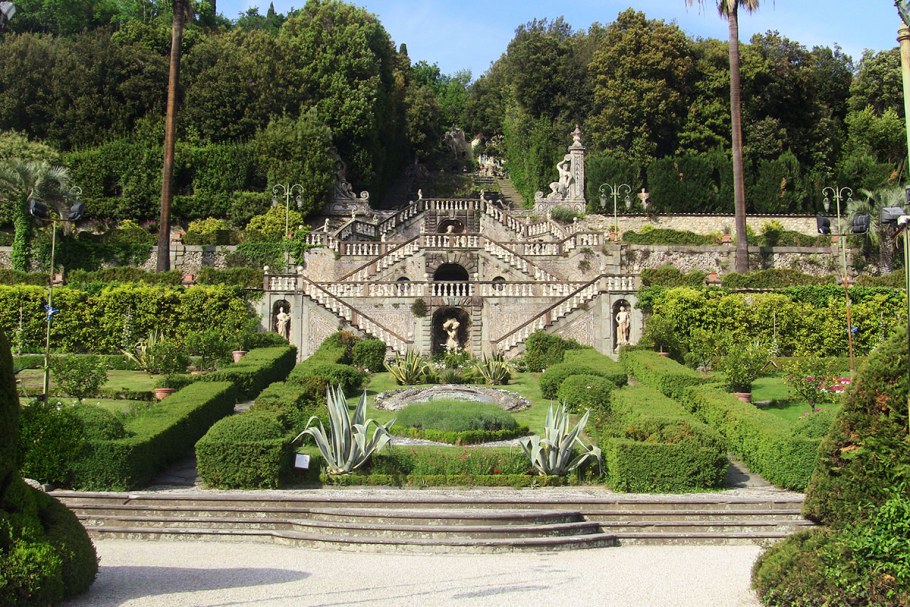 Вилла Гарцони в Коллоди