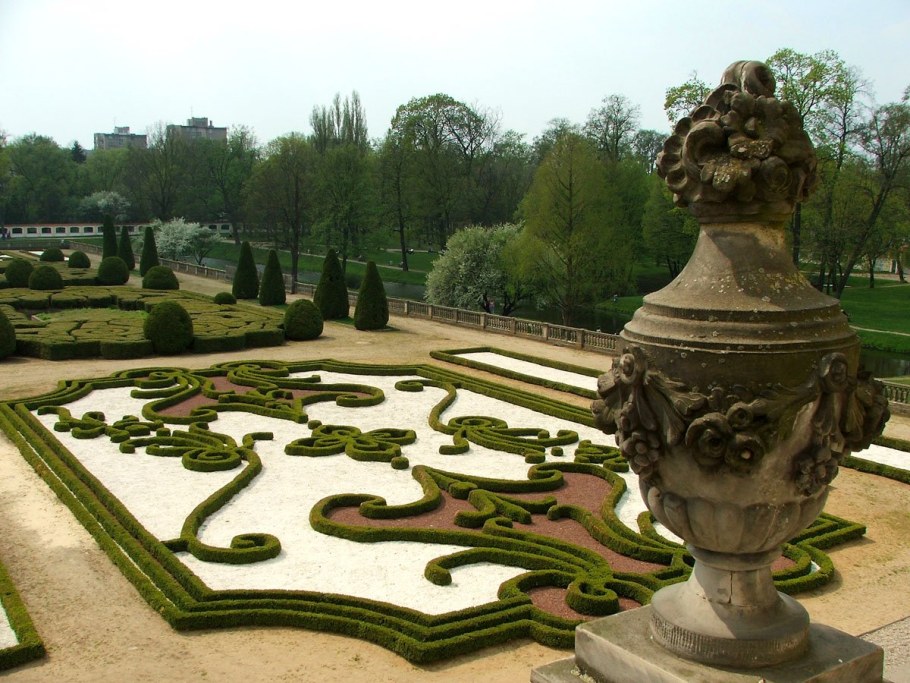 Шан-де-Батай регулярный стиль